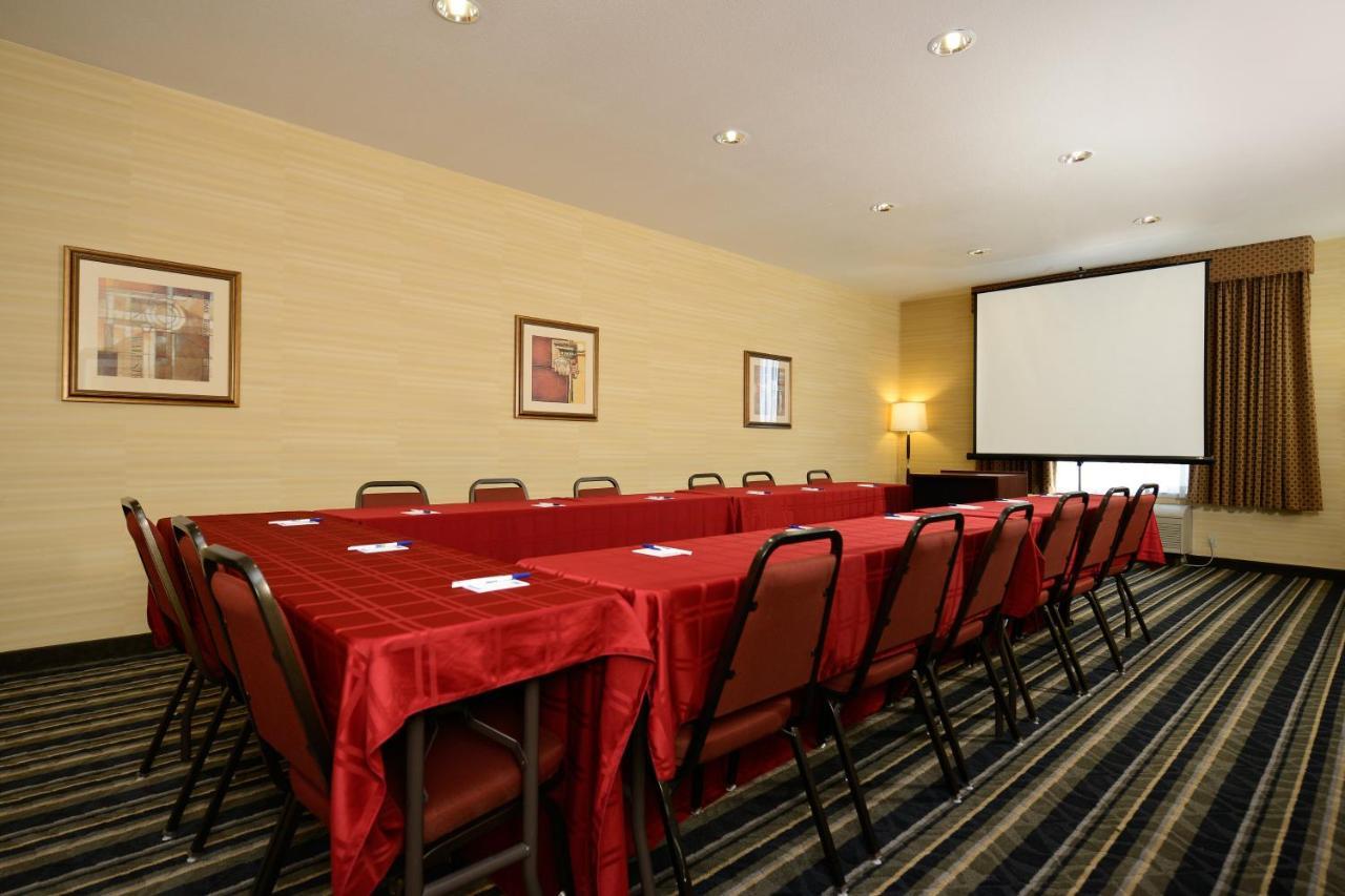 Holiday Inn Express Elk Grove West I-5 By Ihg מראה חיצוני תמונה