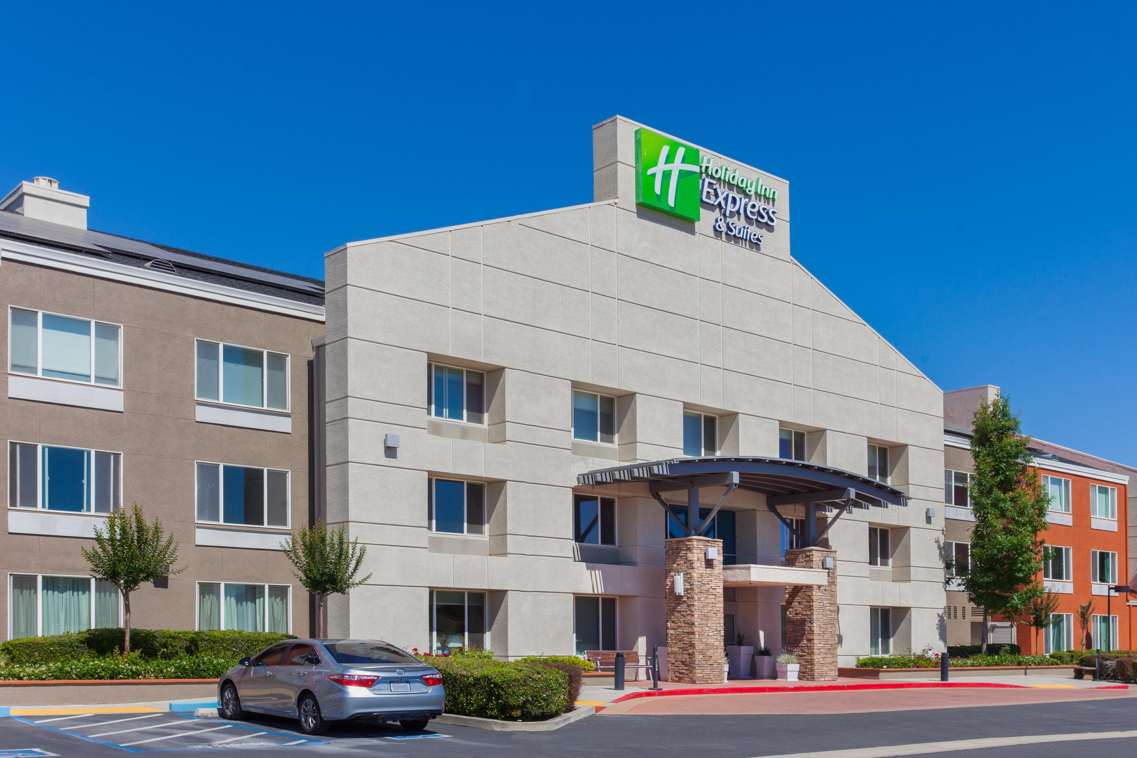 Holiday Inn Express Elk Grove West I-5 By Ihg מראה חיצוני תמונה