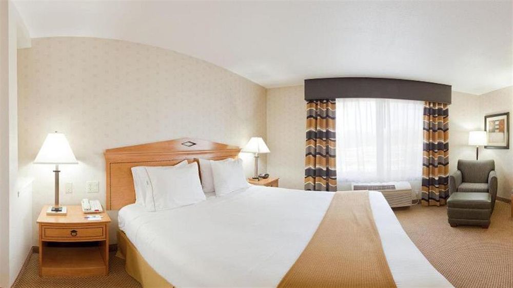 Holiday Inn Express Elk Grove West I-5 By Ihg מראה חיצוני תמונה