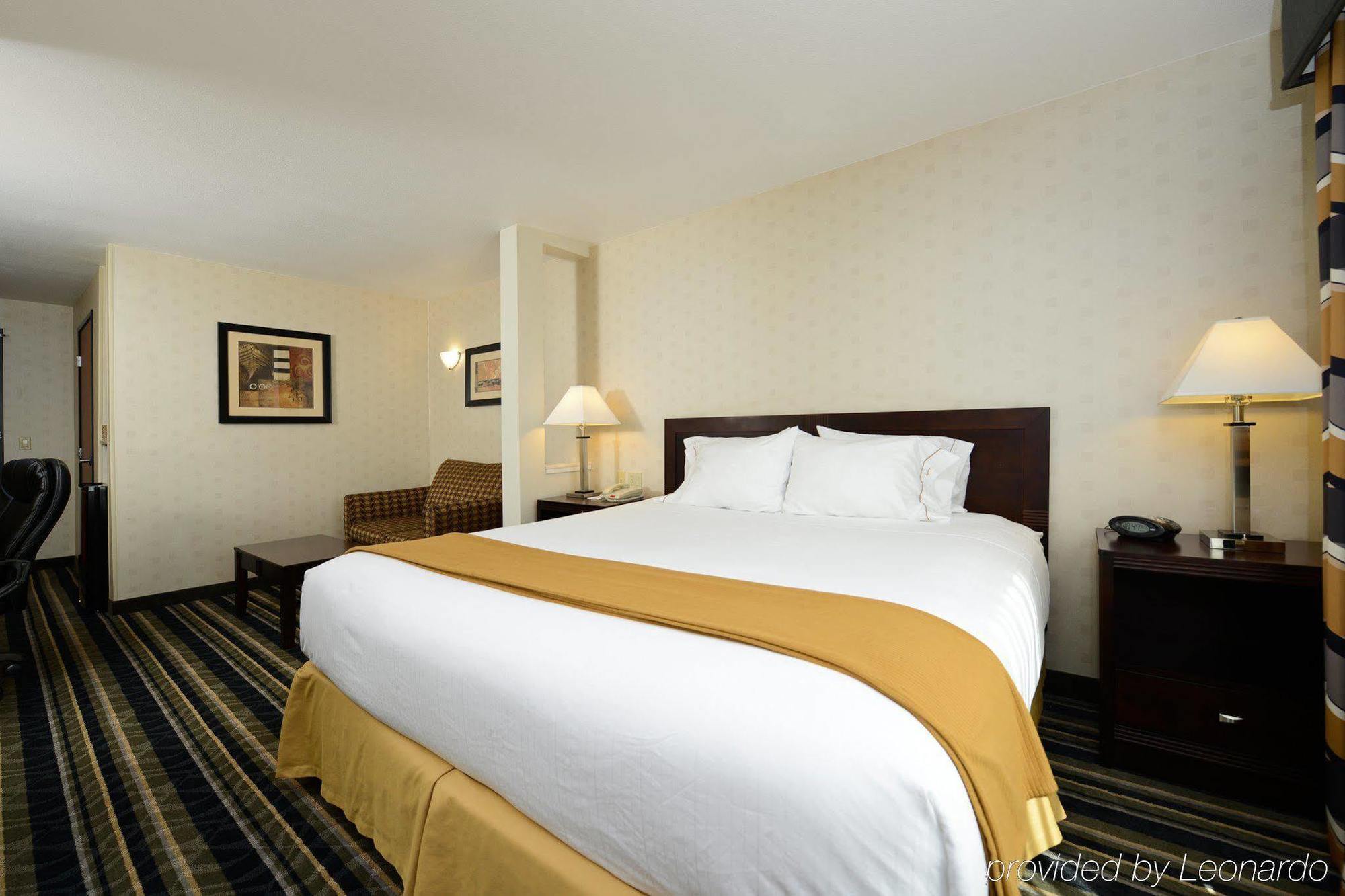 Holiday Inn Express Elk Grove West I-5 By Ihg מראה חיצוני תמונה