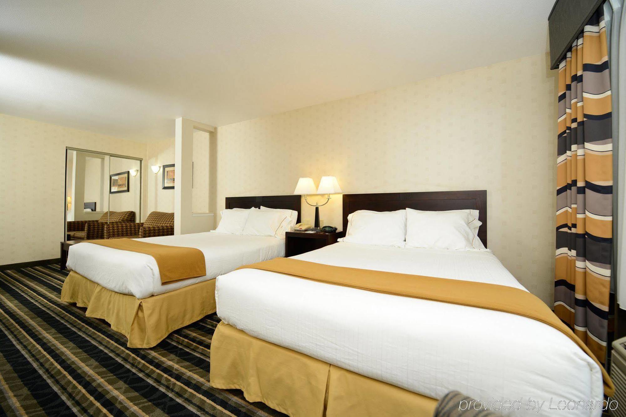 Holiday Inn Express Elk Grove West I-5 By Ihg מראה חיצוני תמונה